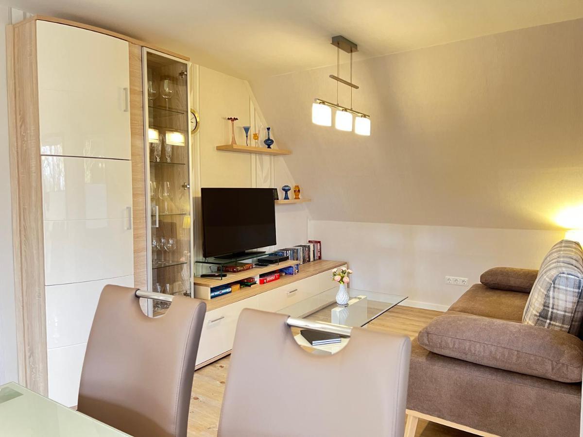 Peedy'S Luxurioese 60M² Wohnung Mit Balkonterrasse Stade Luaran gambar