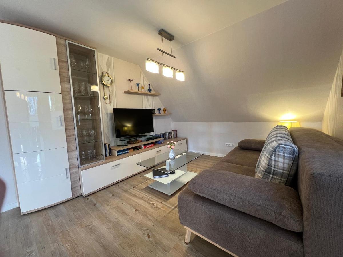 Peedy'S Luxurioese 60M² Wohnung Mit Balkonterrasse Stade Luaran gambar