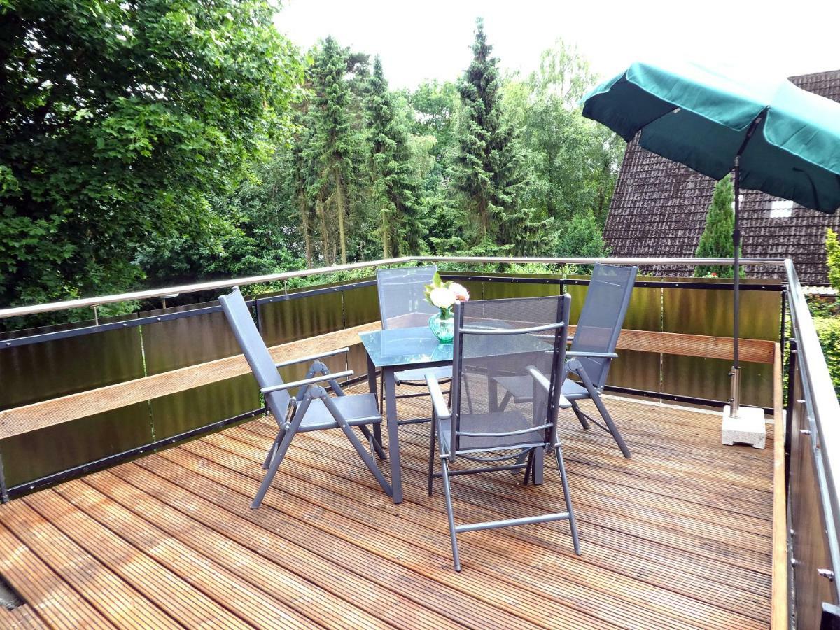 Peedy'S Luxurioese 60M² Wohnung Mit Balkonterrasse Stade Luaran gambar